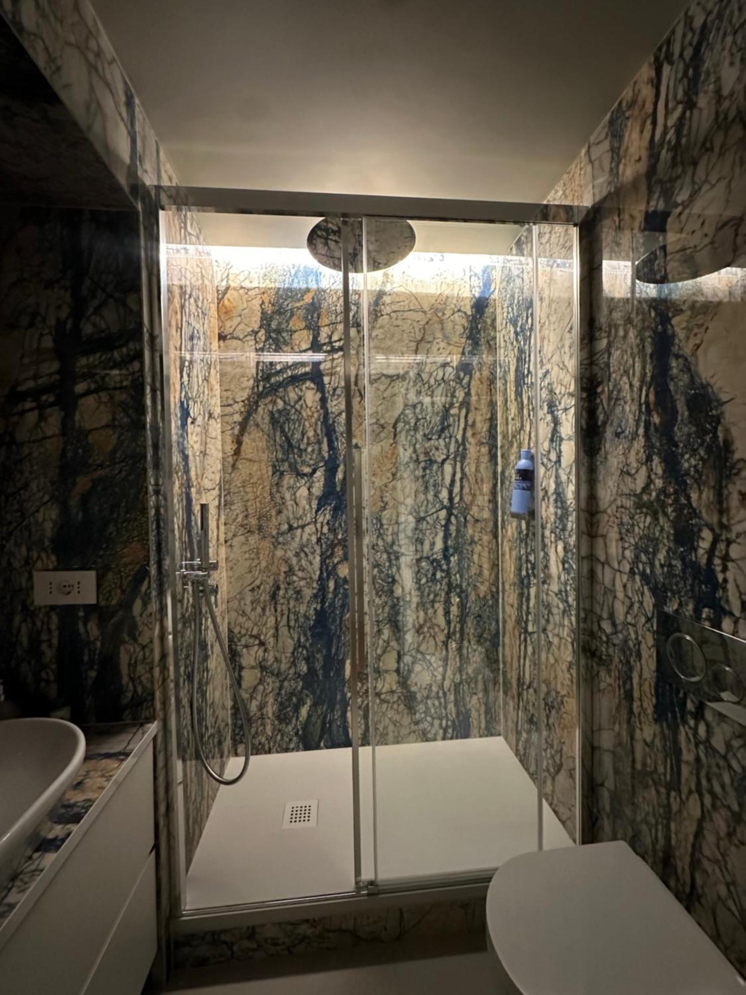 Private Apartment With Wi-Fi Milano City Near Duomo Atena Kültér fotó