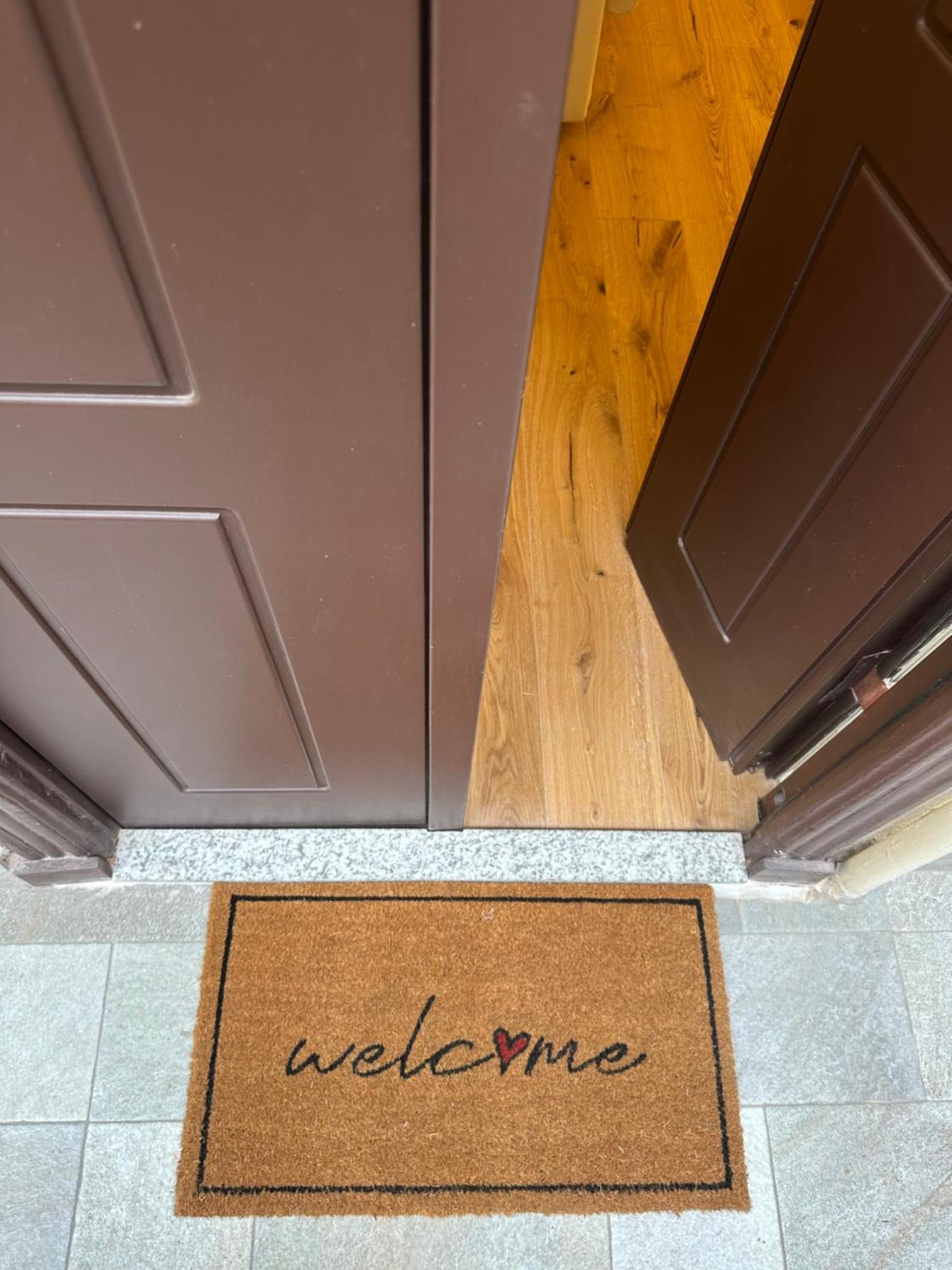 Private Apartment With Wi-Fi Milano City Near Duomo Atena Kültér fotó