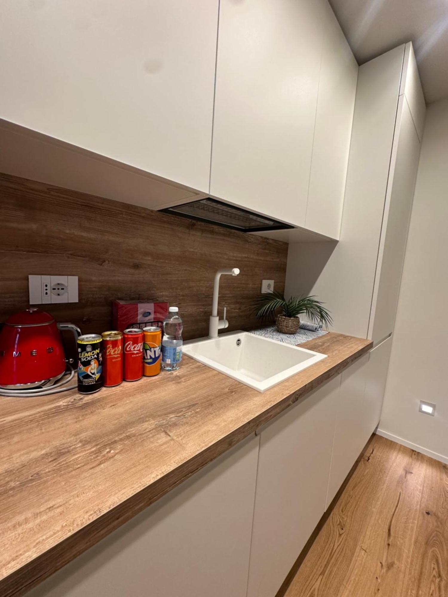 Private Apartment With Wi-Fi Milano City Near Duomo Atena Kültér fotó