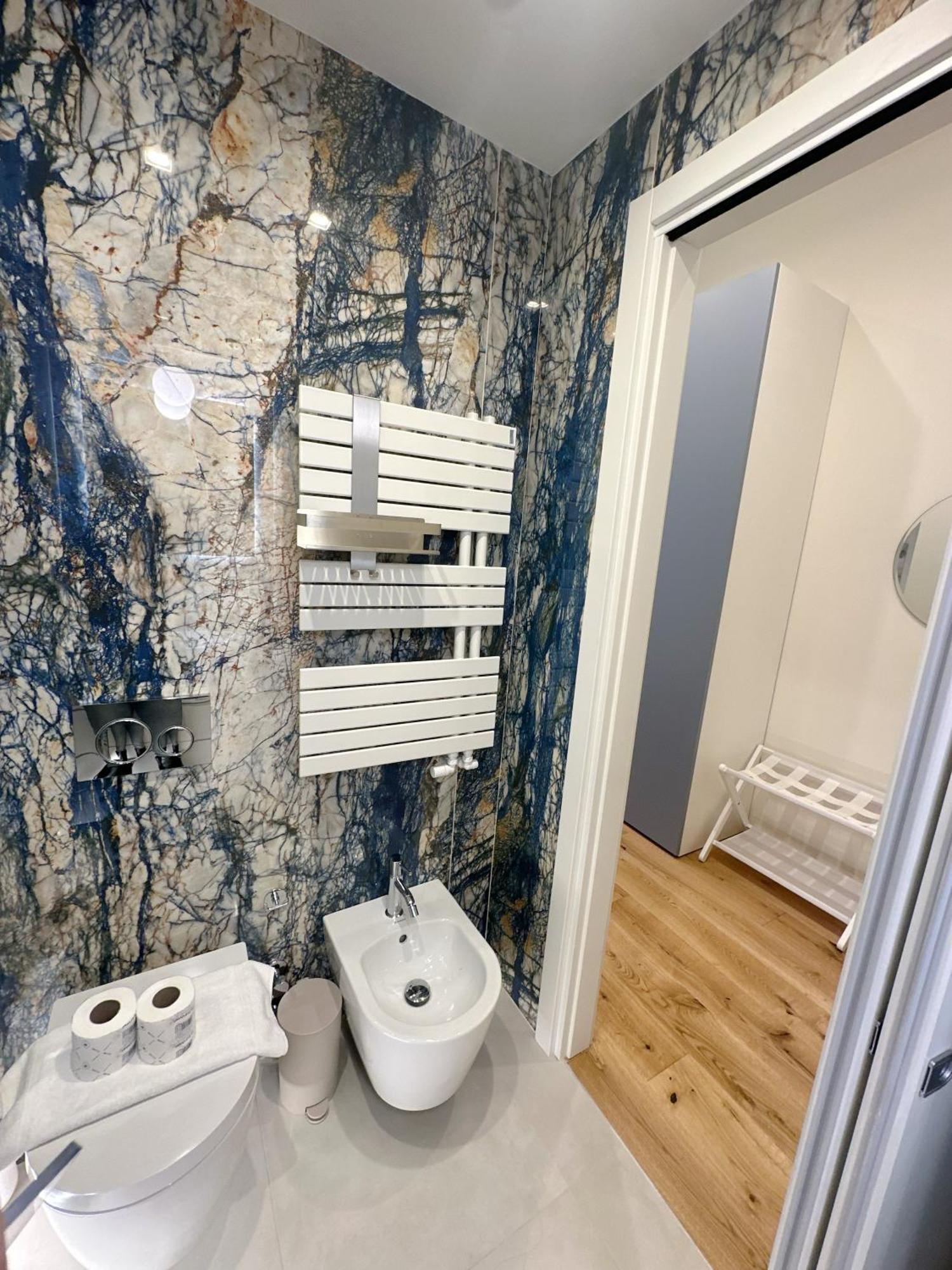 Private Apartment With Wi-Fi Milano City Near Duomo Atena Kültér fotó